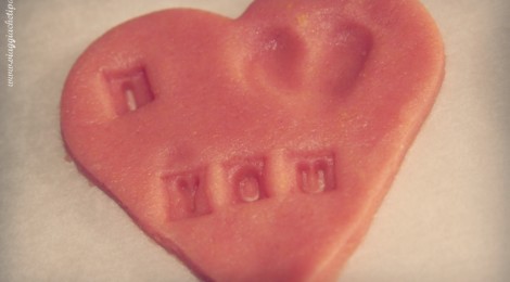 Biscotti di San valentino con l' impronta