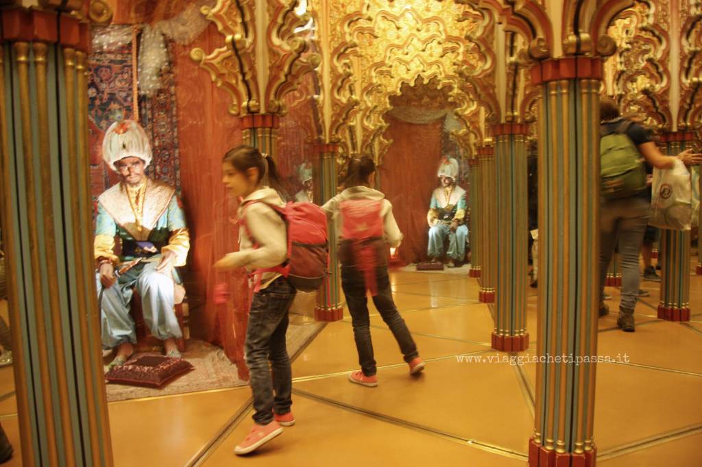 Lucerna labirinto degli specchi
